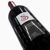 dettaglio etichetta sagrantino di ferrariodesign