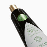 dettaglio etichetta fiore olio evo di maria giannico