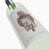 Etichetta falco di vino bianco in dettaglio