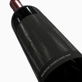 Etichetta magnetic di vino rosso in dettaglio